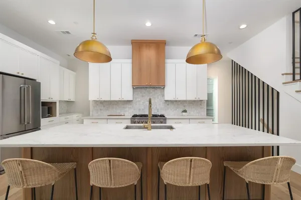 $819,000 | 3053 Wycliff Avenue, Unit 301, Dallas, TX 75219