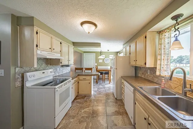 $389,000 | 14 North 470 West, Blackfoot, ID 83221