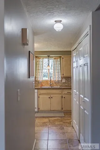 $389,000 | 14 North 470 West, Blackfoot, ID 83221