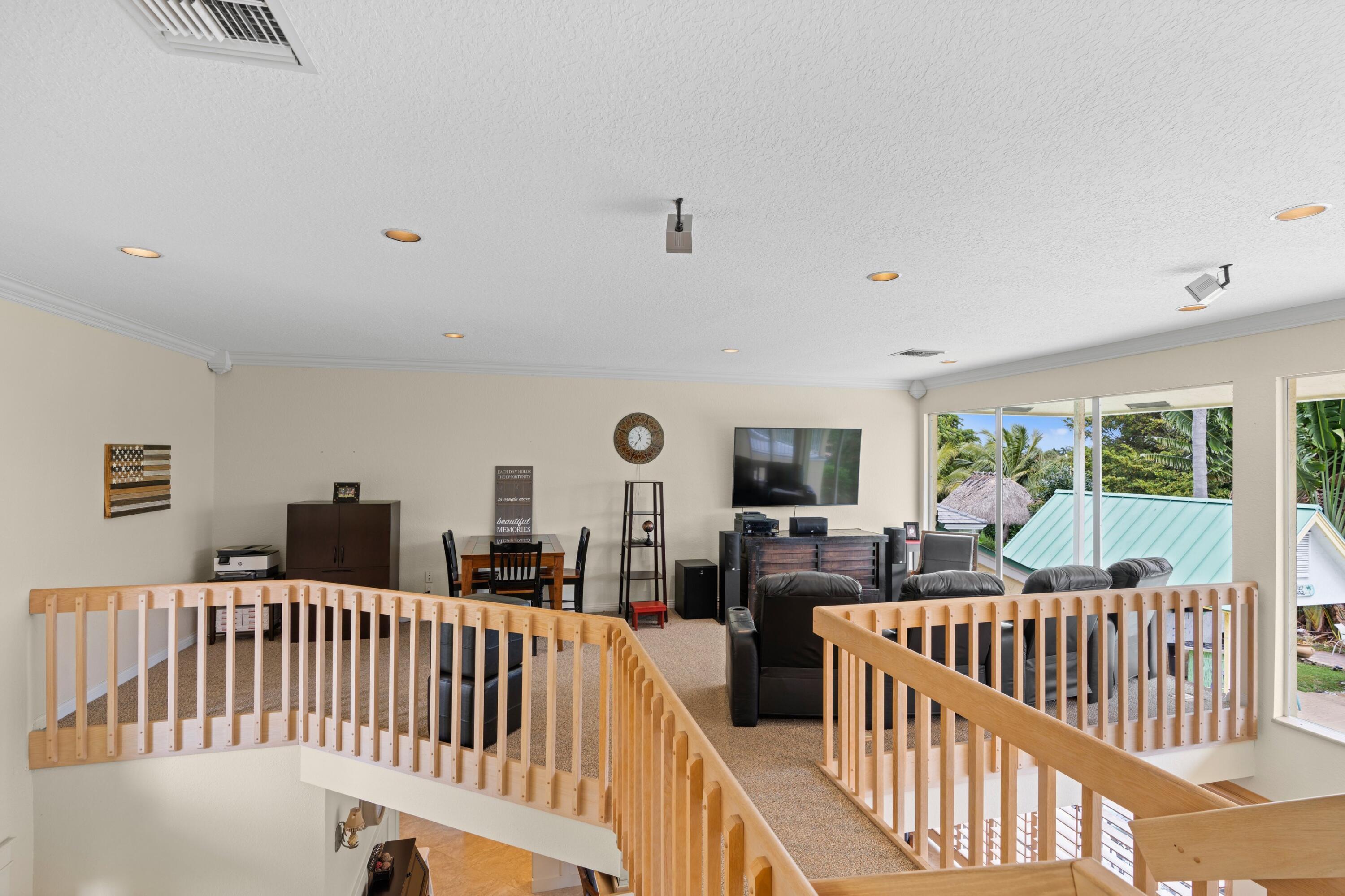 7336 Fairway Trail Boca Raton, FL 33487 - Photo 9 of 36 Loft
