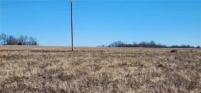 $55,000 | 4803 Northwest Dd Highway, Urich, MO 64788