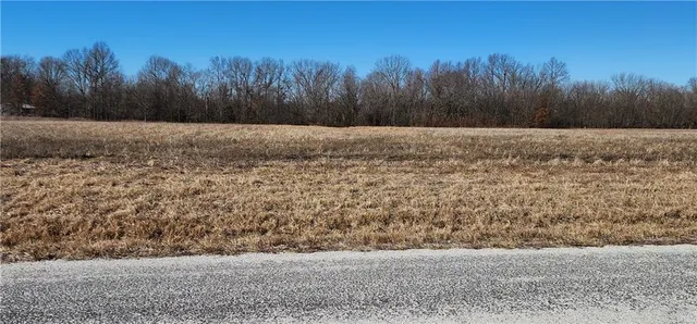 $55,000 | 4803 Northwest Dd Highway, Urich, MO 64788