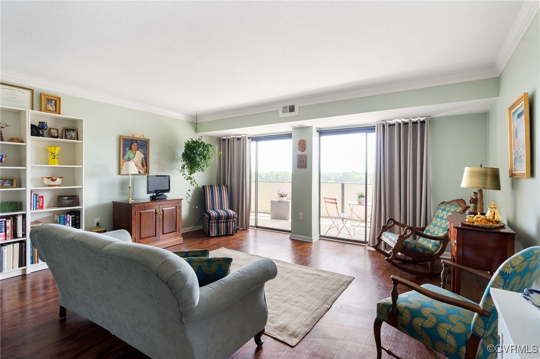 2956 Hathaway Road, Unit 807 Richmond, VA 23225 - Photo 13 of 44 Elegant and inviting, this sunlit living room feat