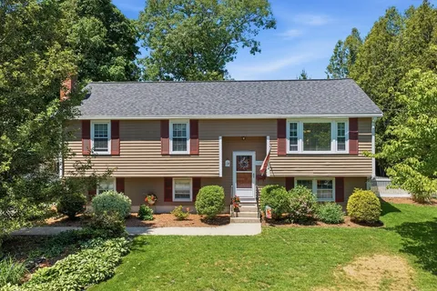 $699,900 | 22 Lindale Avenue, Weymouth, MA 02191