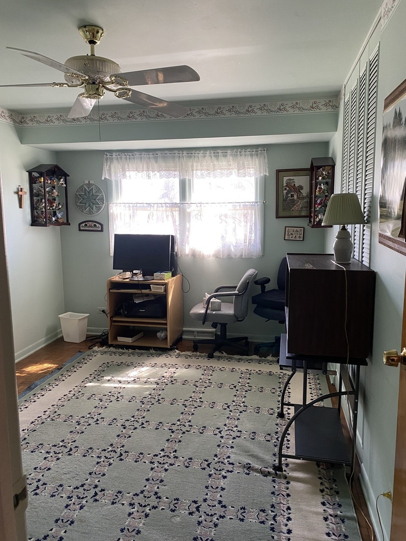 6013 Ridgeway Drive Woodridge, IL 60517 - Photo 8 of 13