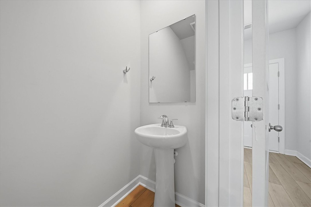 127 Kerwin Court Woodruff, SC 29388 - Photo 5 of 33