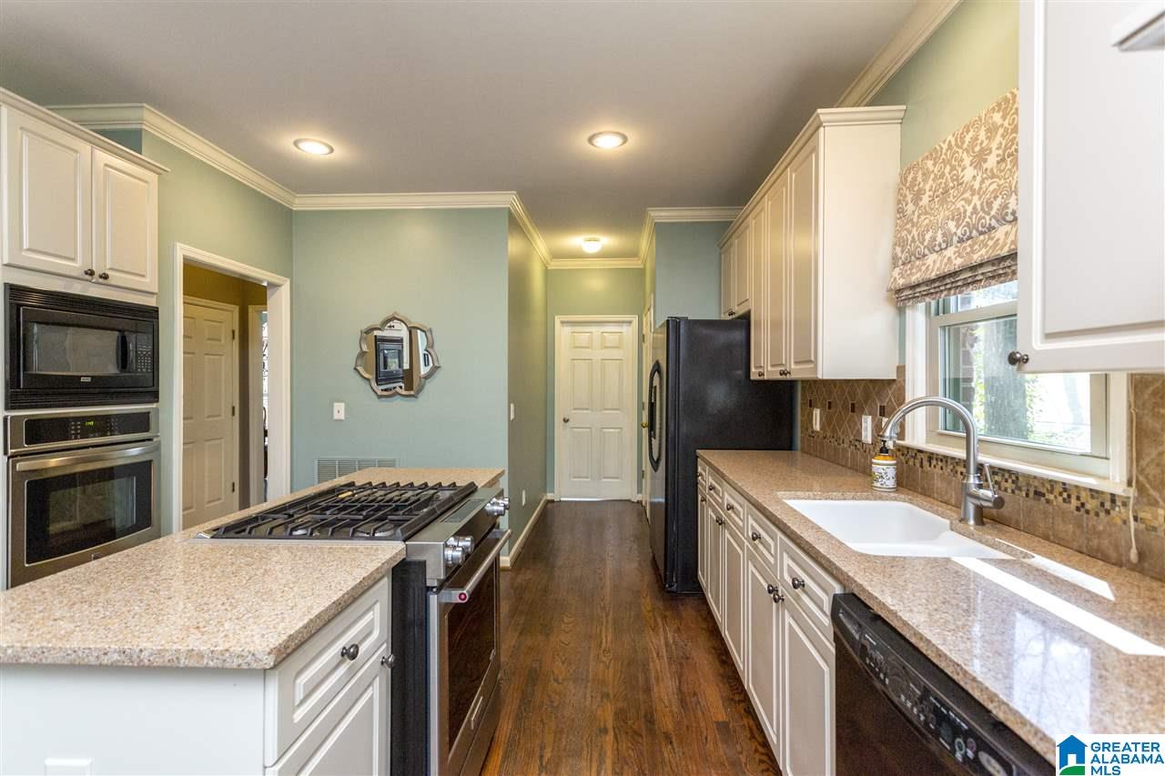 1416 Eden Ridge Circle Birmingham, AL 35244 - Photo 5 of 47