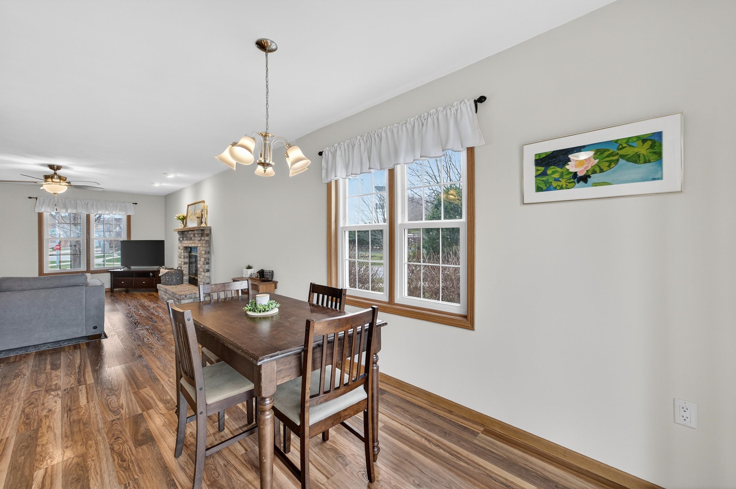 3202 Dorchester Way Madison, WI 53719 - Photo 10 of 28