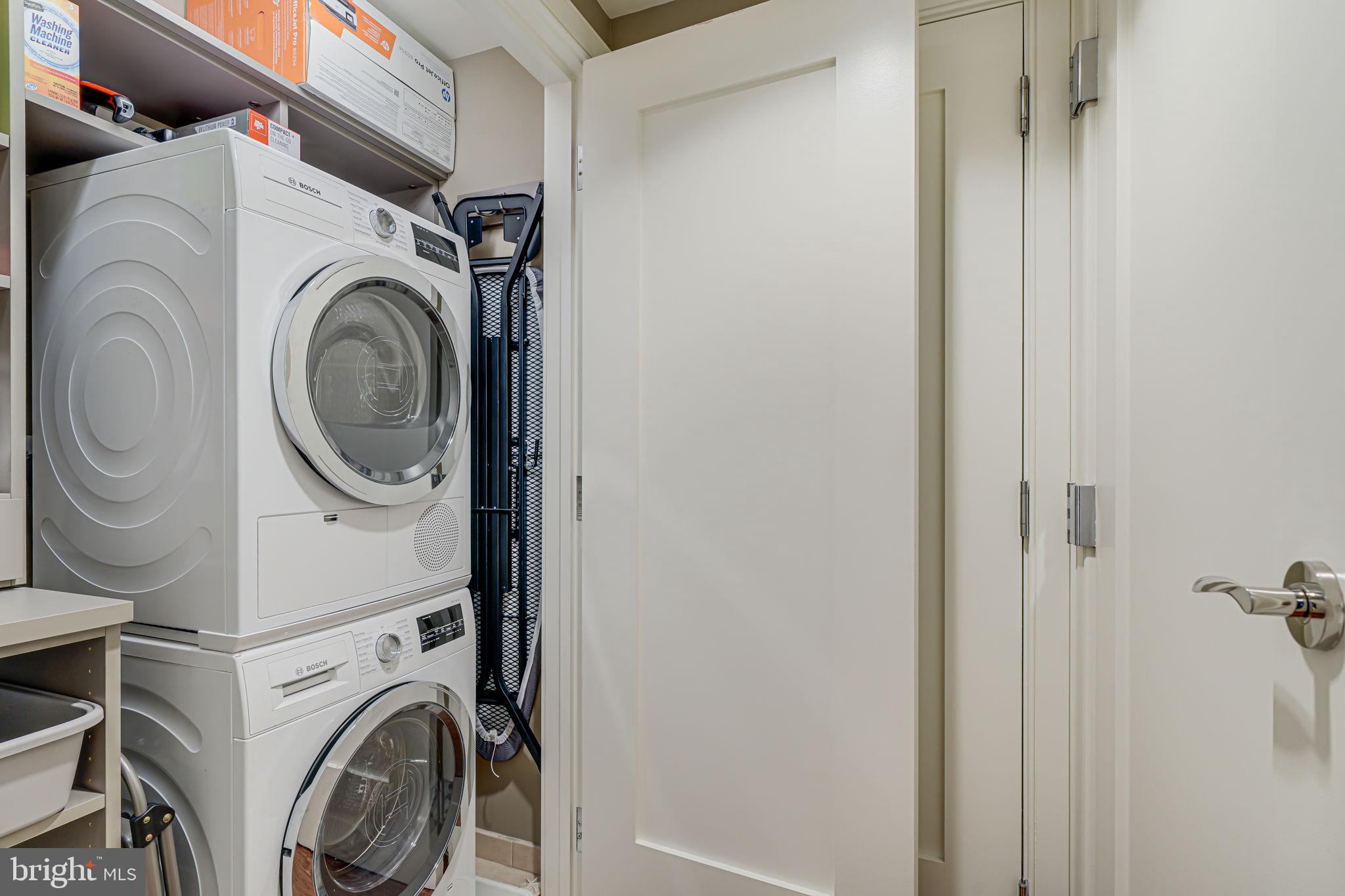 1111 19th Street North, Unit 2703 Arlington, VA 22209 - Photo 26 of 52 a utility room with dryer and washer