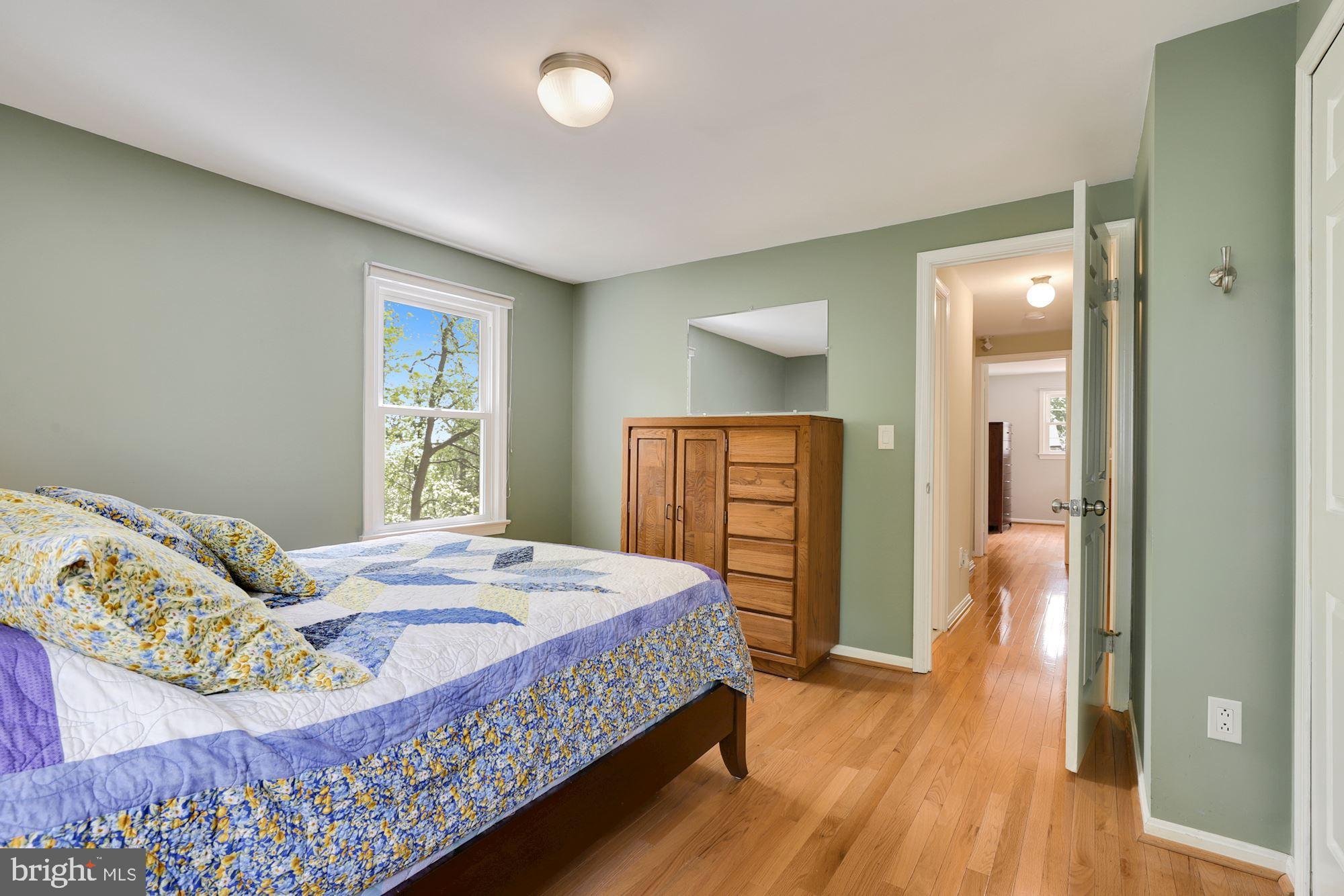 6929 Colburn Drive Annandale, VA 22003 - Photo 22 of 50 Bedroom 2