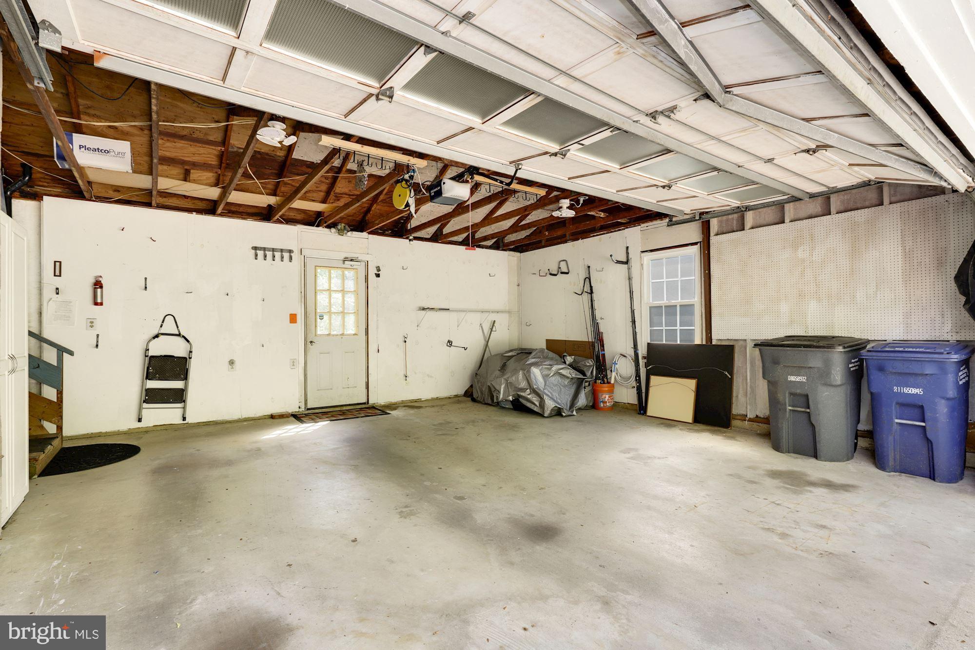 6929 Colburn Drive Annandale, VA 22003 - Photo 33 of 50 2 Car Garage