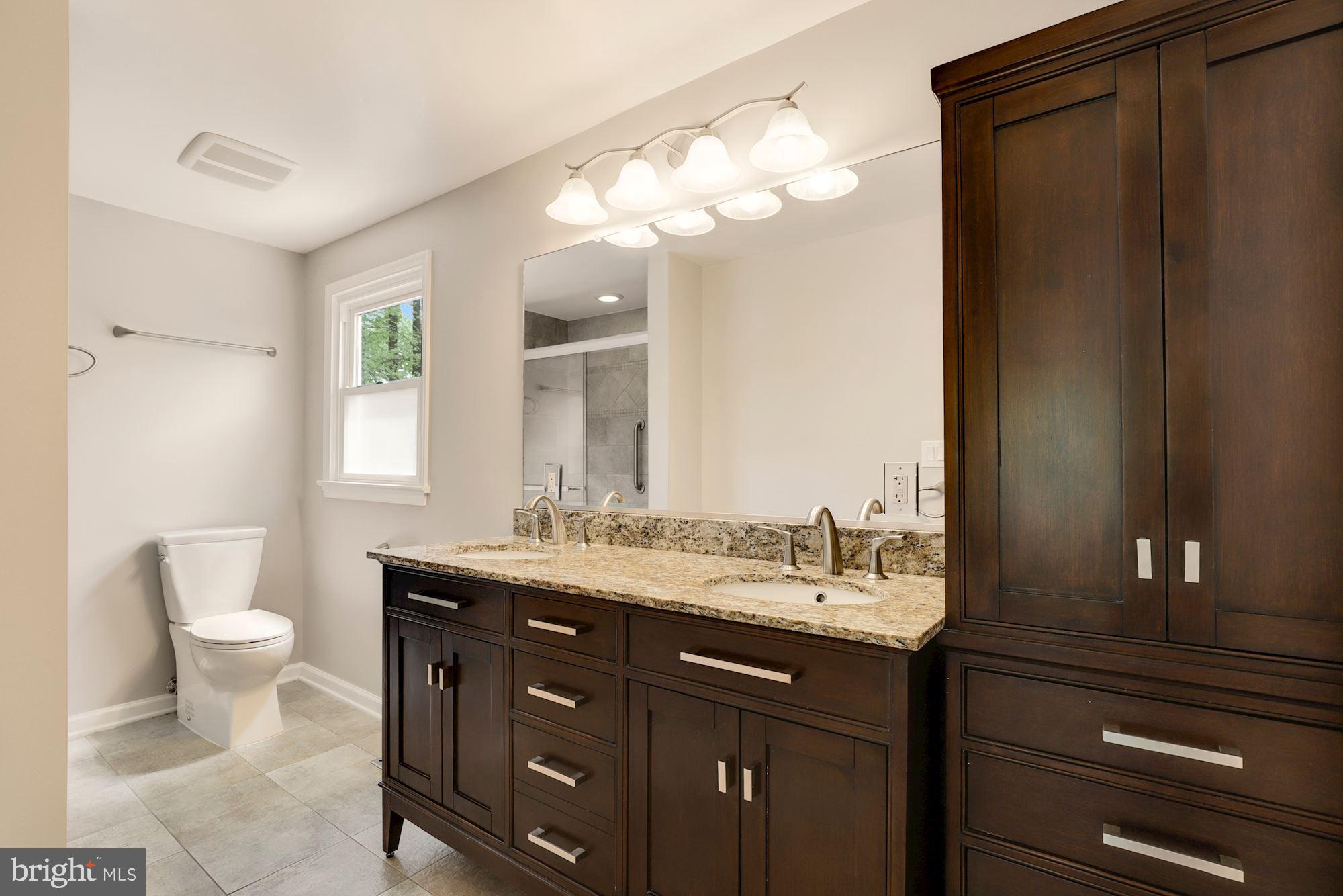 6929 Colburn Drive Annandale, VA 22003 - Photo 5 of 50 Primary Bath