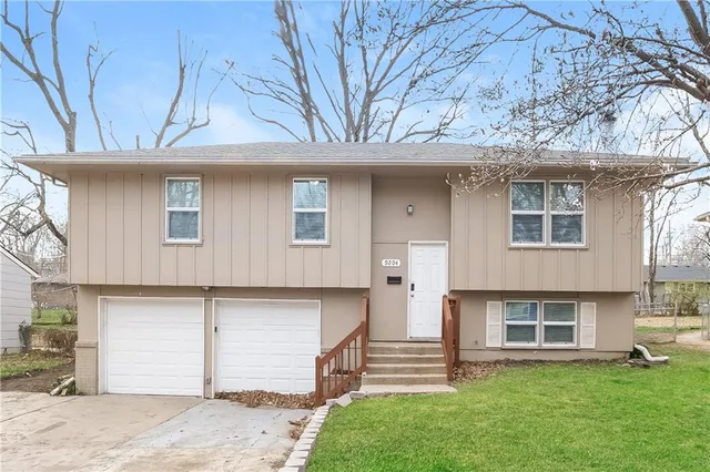 $1,650 | 9204 Marsh Avenue, Kansas City, MO 64138
