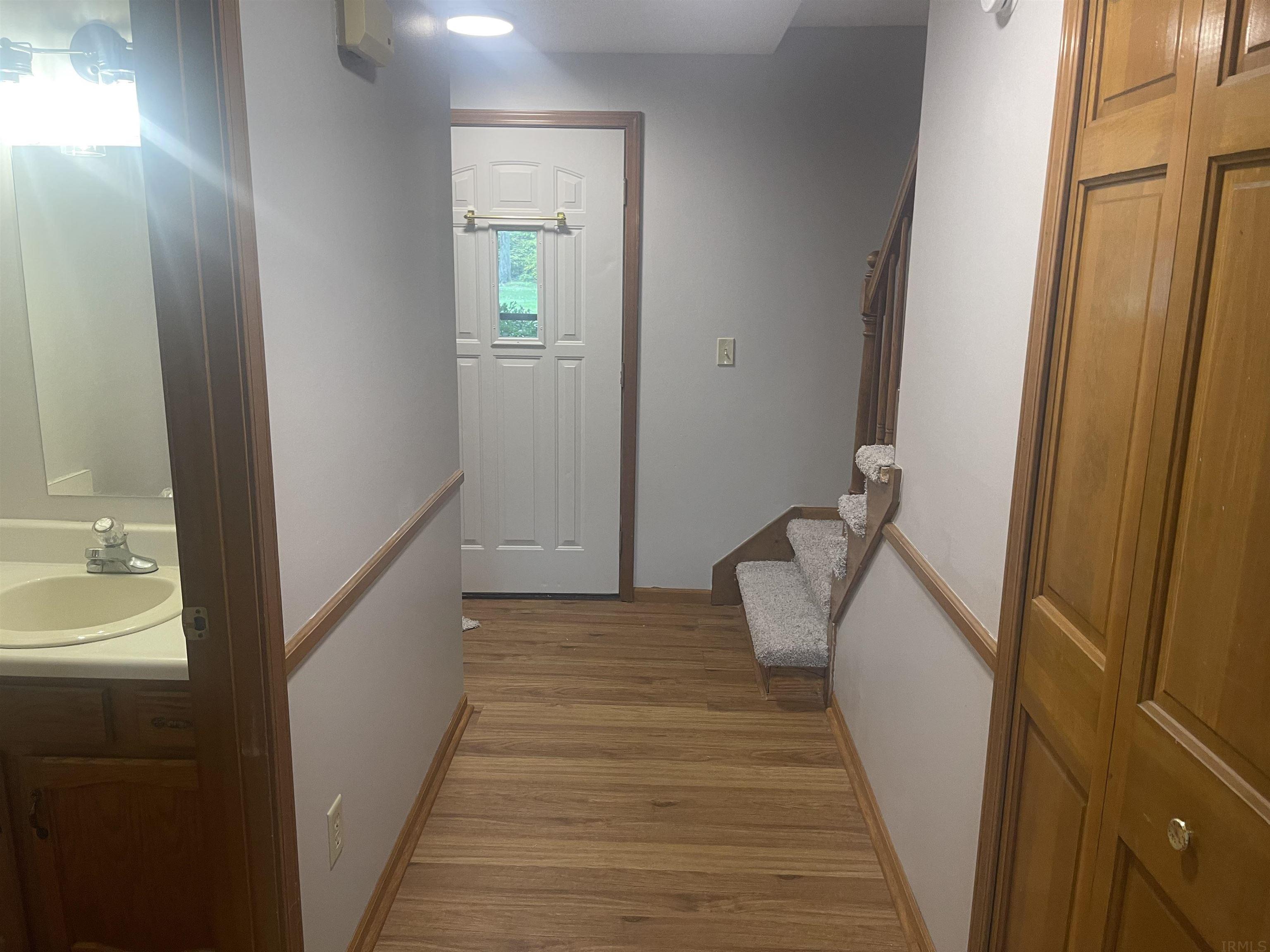 9718 Mariners Ridge Drive Fort Wayne, IN 46819 - Photo 7 of 25