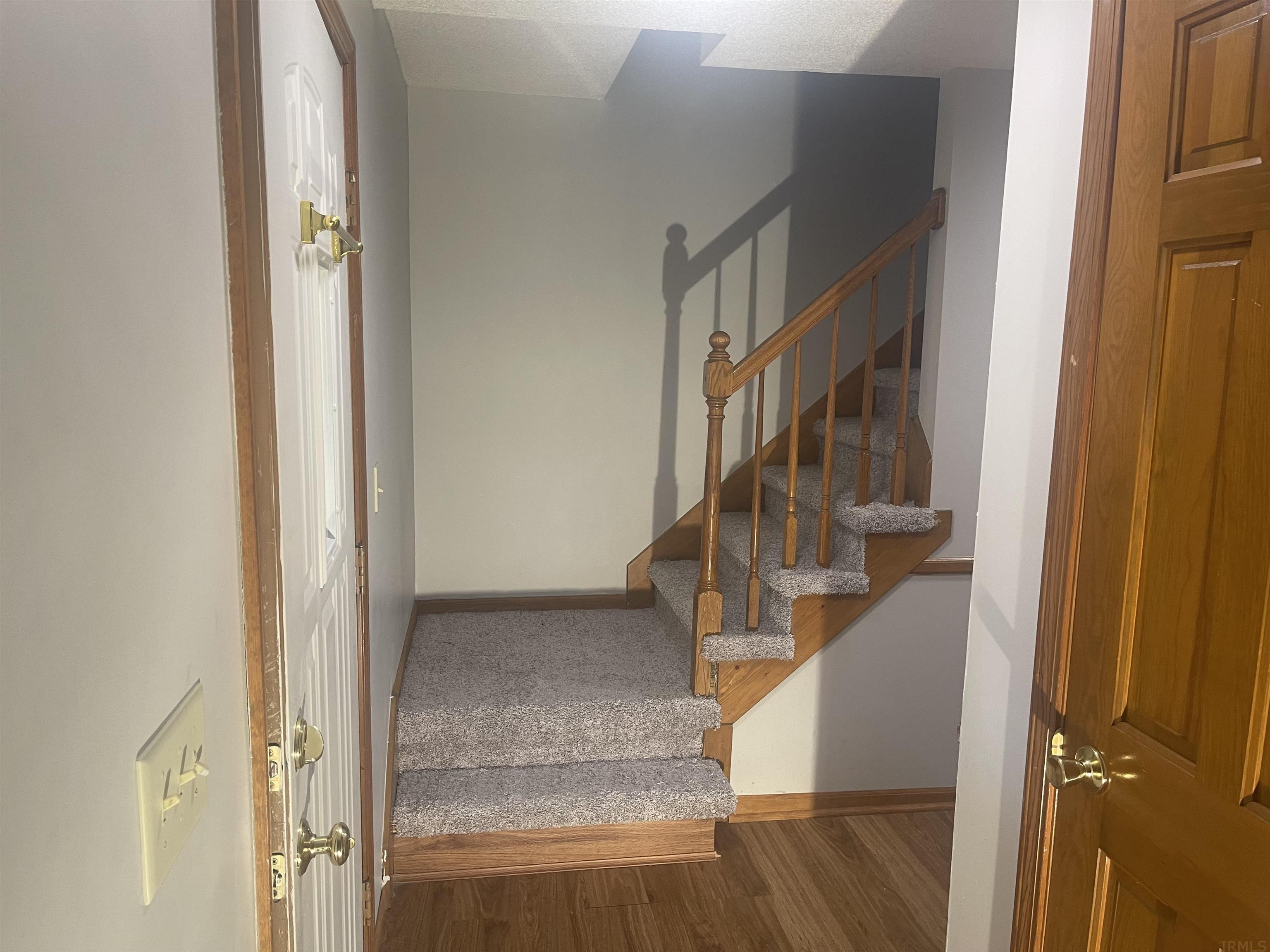 9718 Mariners Ridge Drive Fort Wayne, IN 46819 - Photo 8 of 25