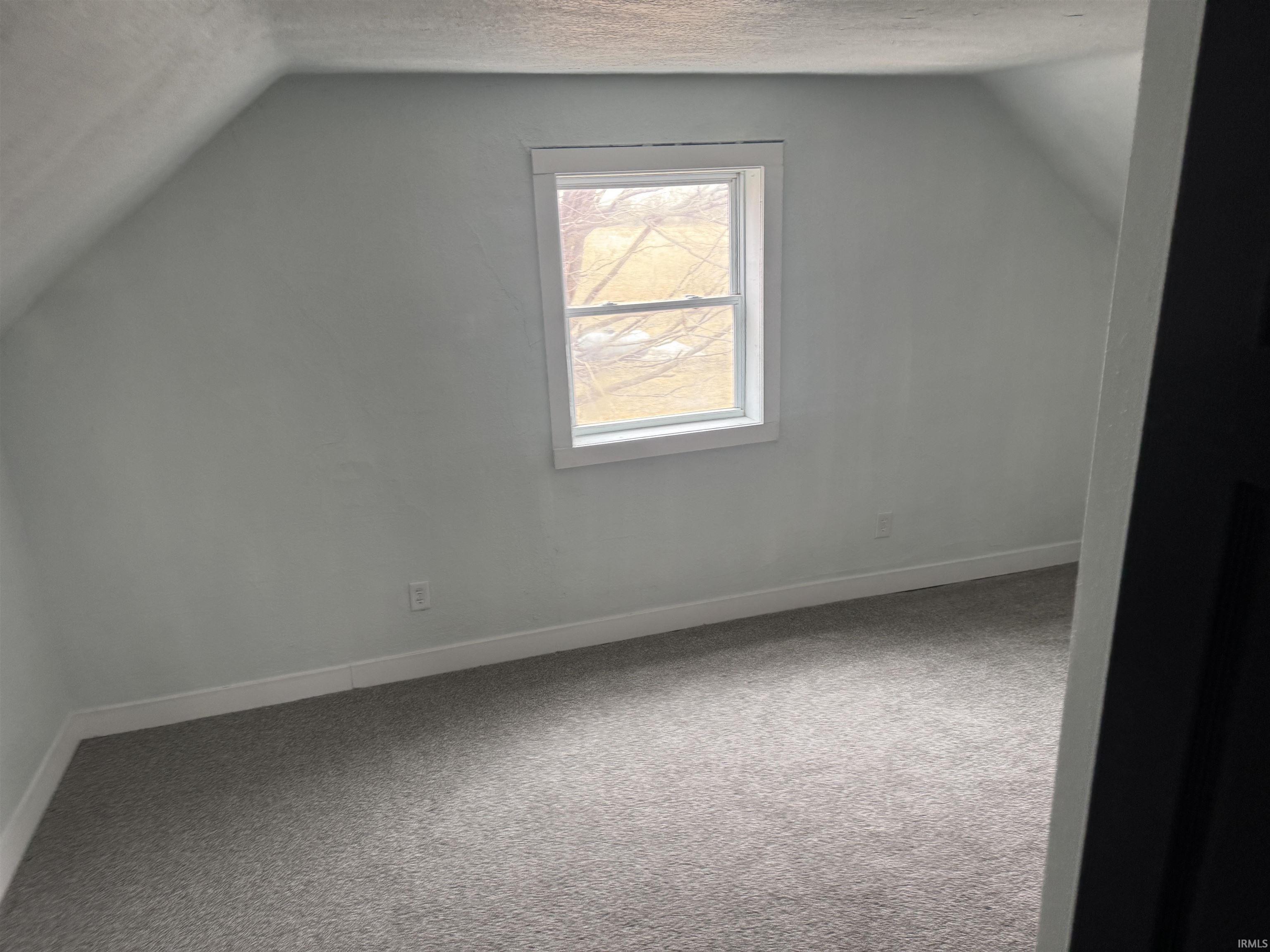 9830 South 200 West Keystone, IN 46759 - Photo 10 of 15 Gallery Image 10