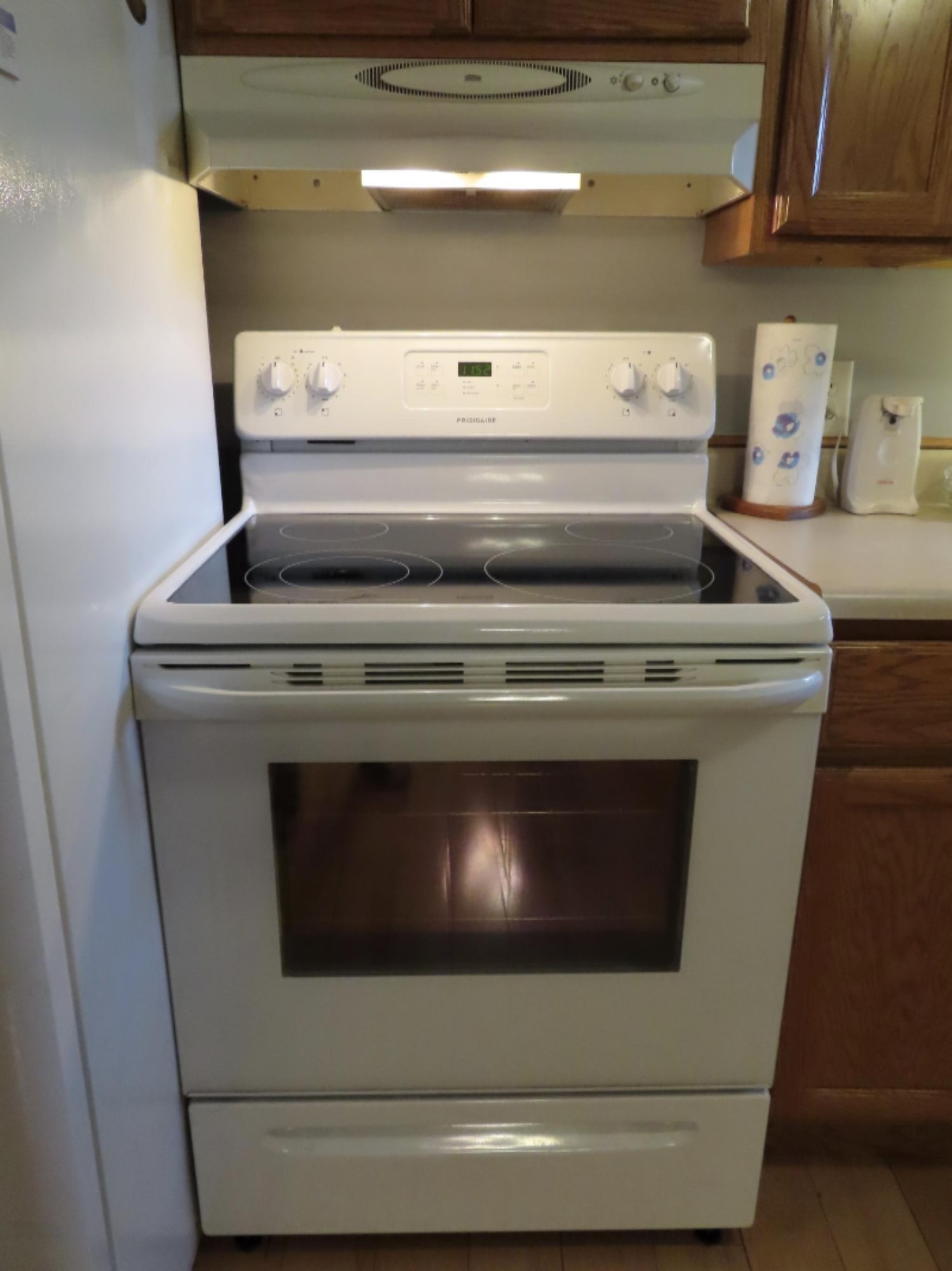 3101 MacArthur Road Muskegon, MI 49442 - Photo 16 of 50 B372F84B-3C99-45BF-BF9F-E26FCC9DE1D1