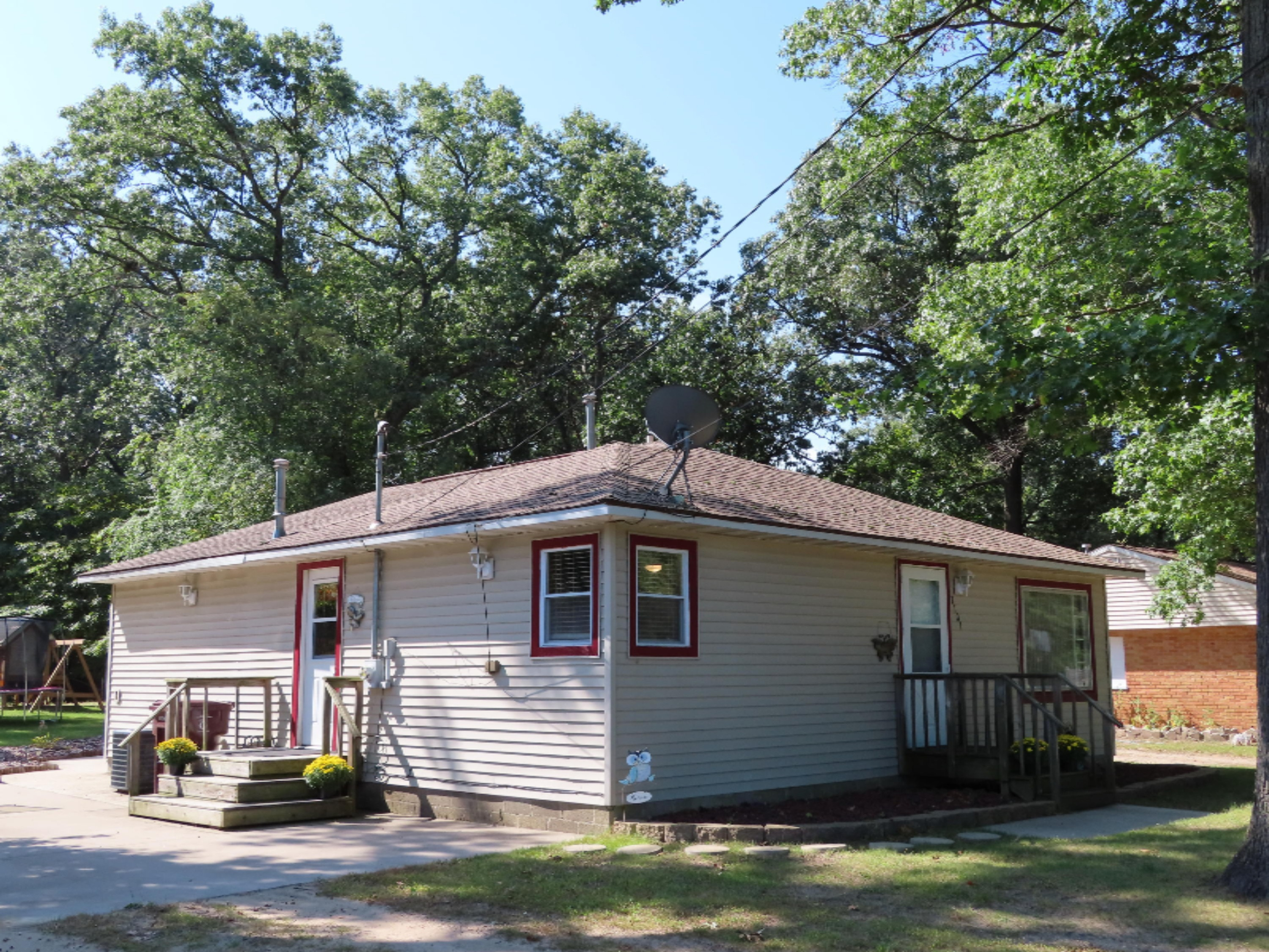 3101 MacArthur Road Muskegon, MI 49442 - Photo 3 of 50 454C5EF2-F80C-49AD-80E8-F670B9F41C3E