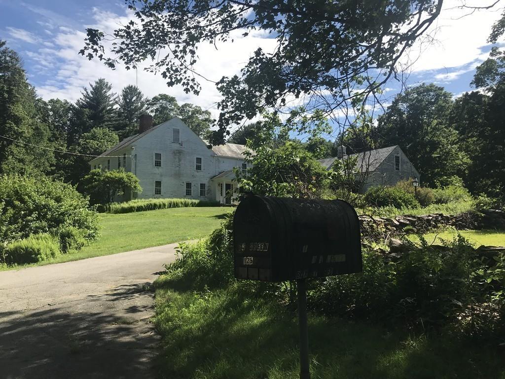 125 Lake Road Brookfield, MA 01506 - Photo 1 of 40 Gallery Image 1