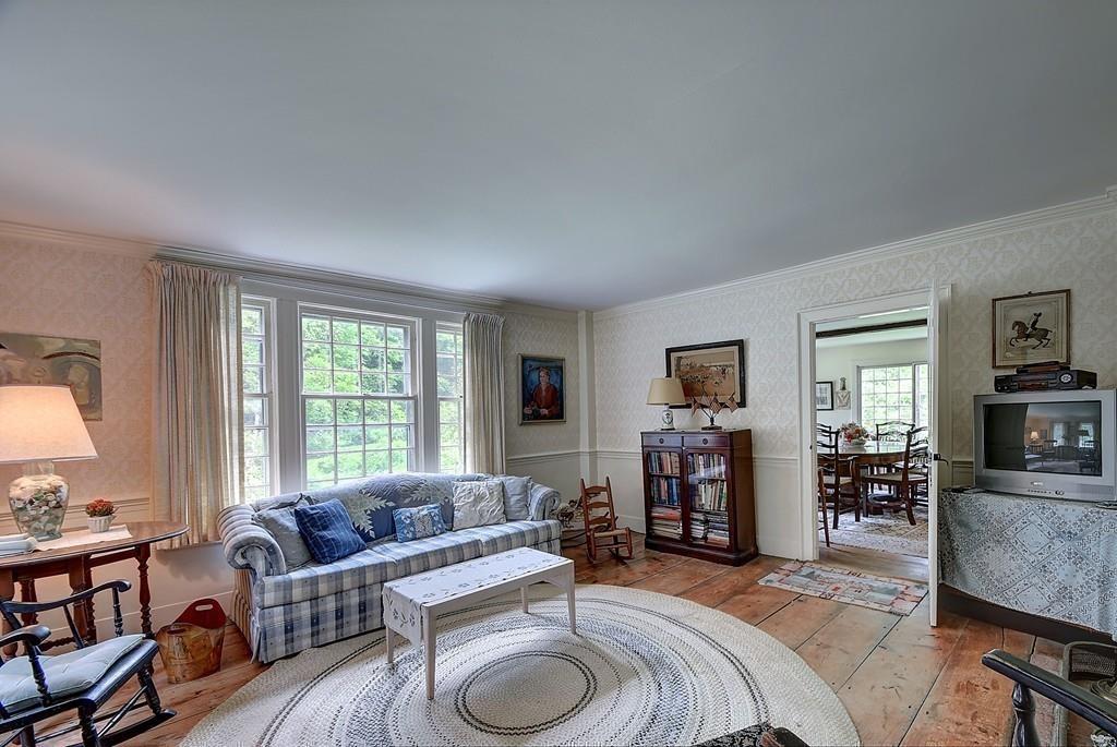 125 Lake Road Brookfield, MA 01506 - Photo 9 of 40 Gallery Image 9