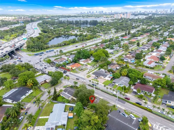 $4,000 | 17930 Northeast 6th Avenue, North Miami Beach, FL 33162