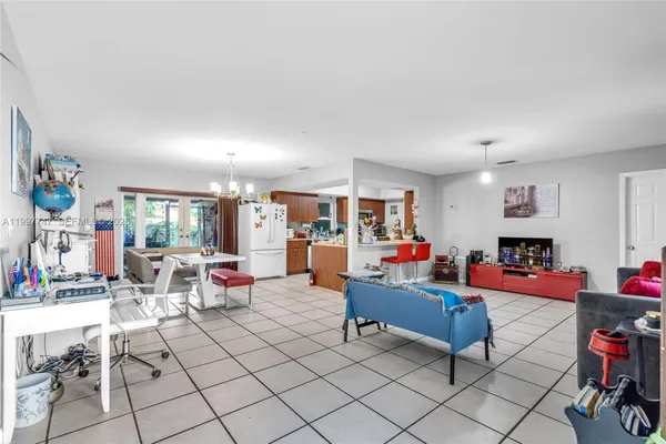 $4,000 | 17930 Northeast 6th Avenue, North Miami Beach, FL 33162