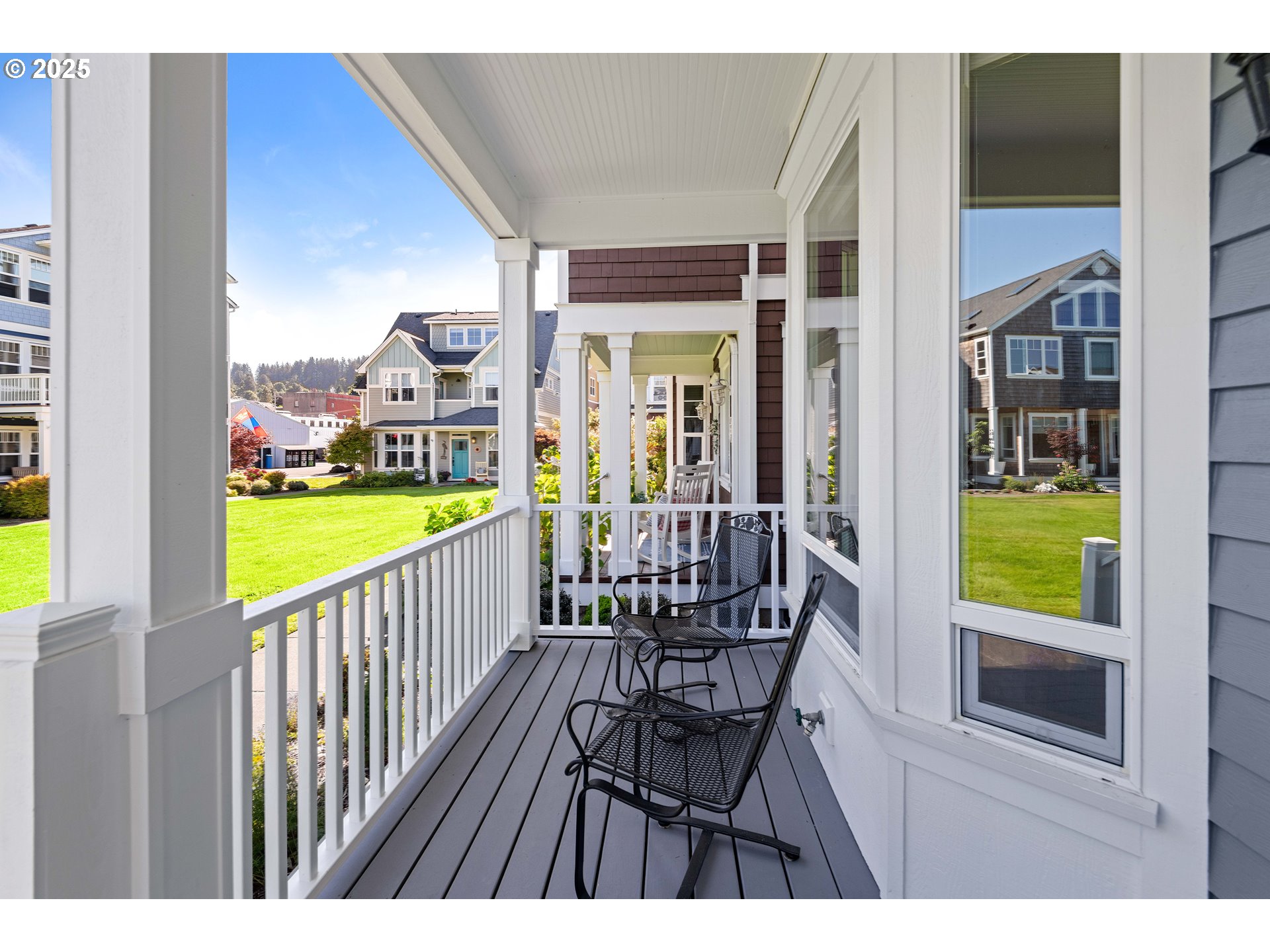 260 Round House Road Astoria, OR 97103 - Photo 2 of 37 a view of a house with backyard and deck