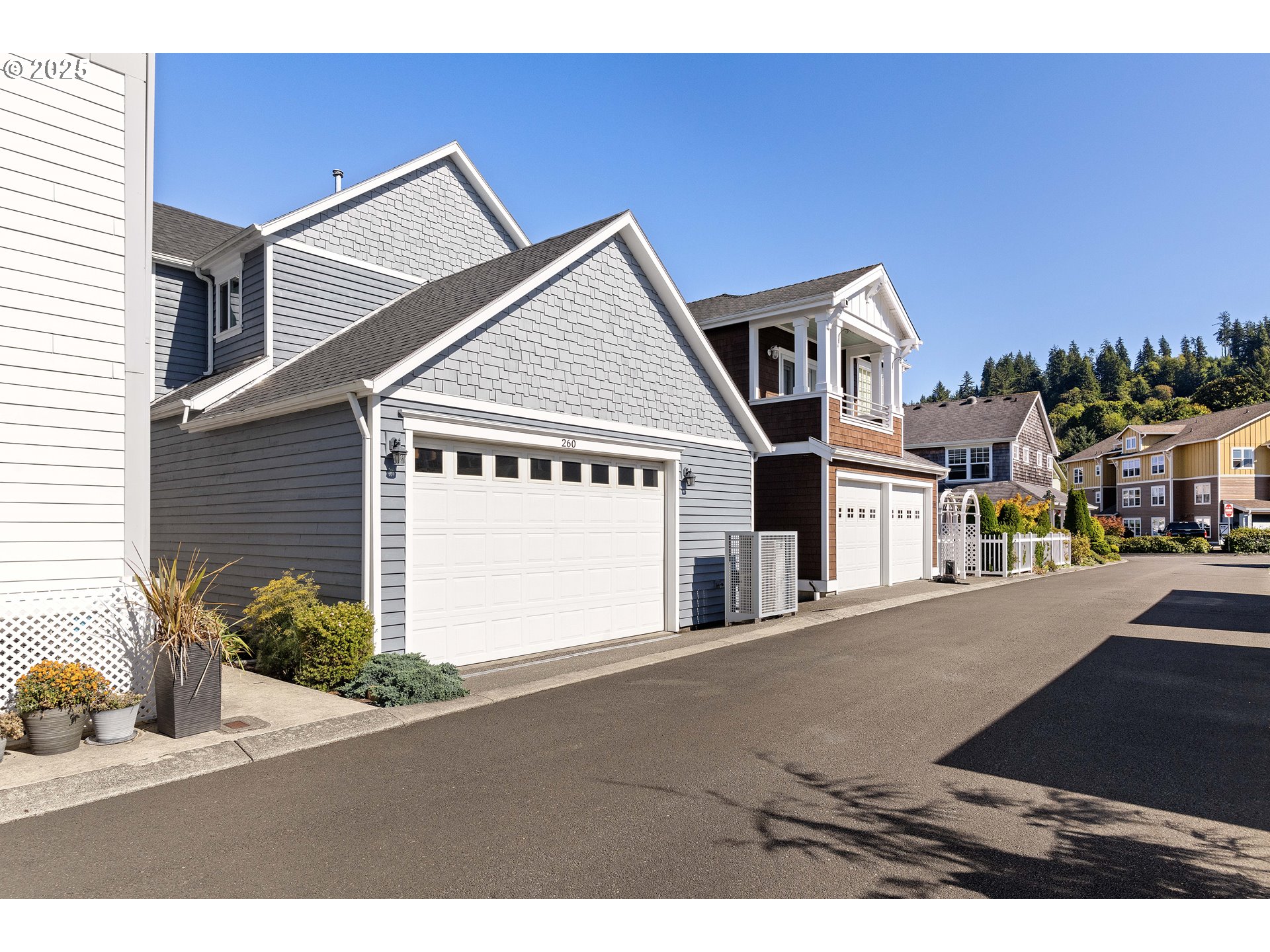 260 Round House Road Astoria, OR 97103 - Photo 33 of 37 a view of a house with a yard