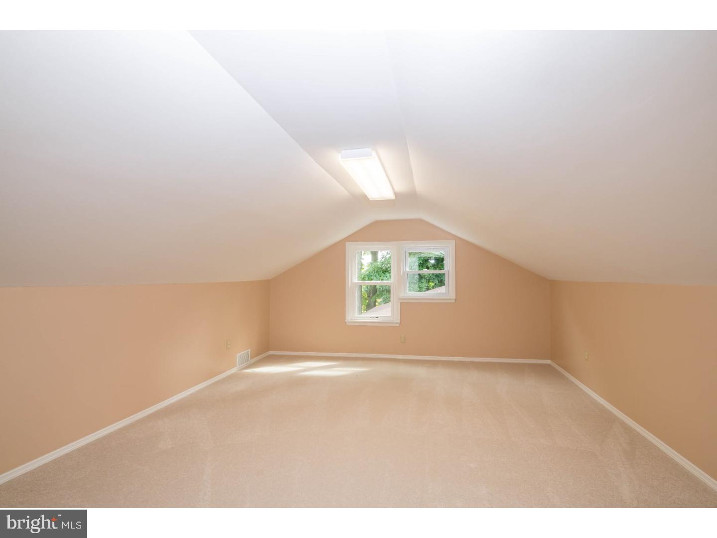 3085 Pricetown Road Temple, PA 19560 - Photo 12 of 18 Gallery Image 12