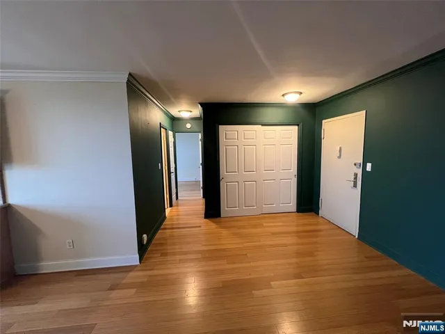 $285,000 | 100 Manhattan Avenue, Union City, NJ 07087