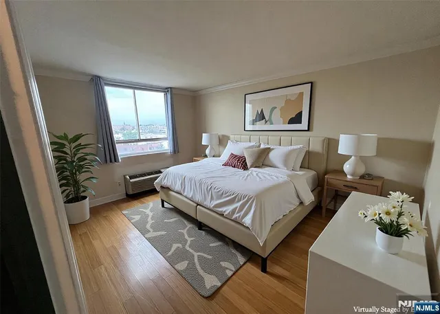 $285,000 | 100 Manhattan Avenue, Union City, NJ 07087