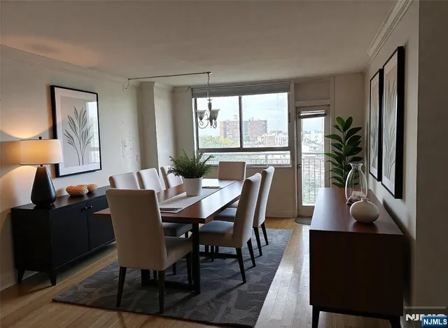 $285,000 | 100 Manhattan Avenue, Union City, NJ 07087