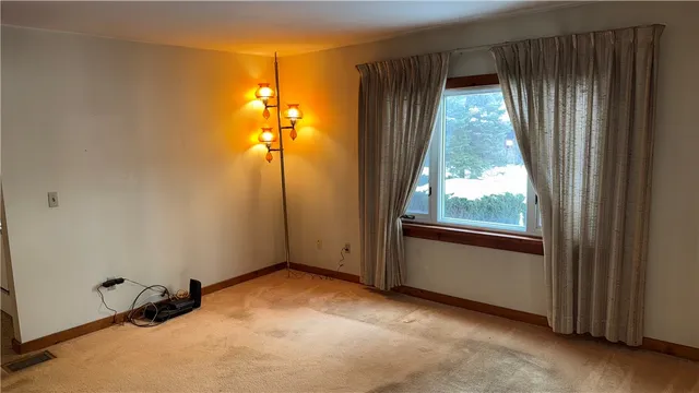 $229,900 | 6242 Knowlesville Road, Alabama, NY 14013