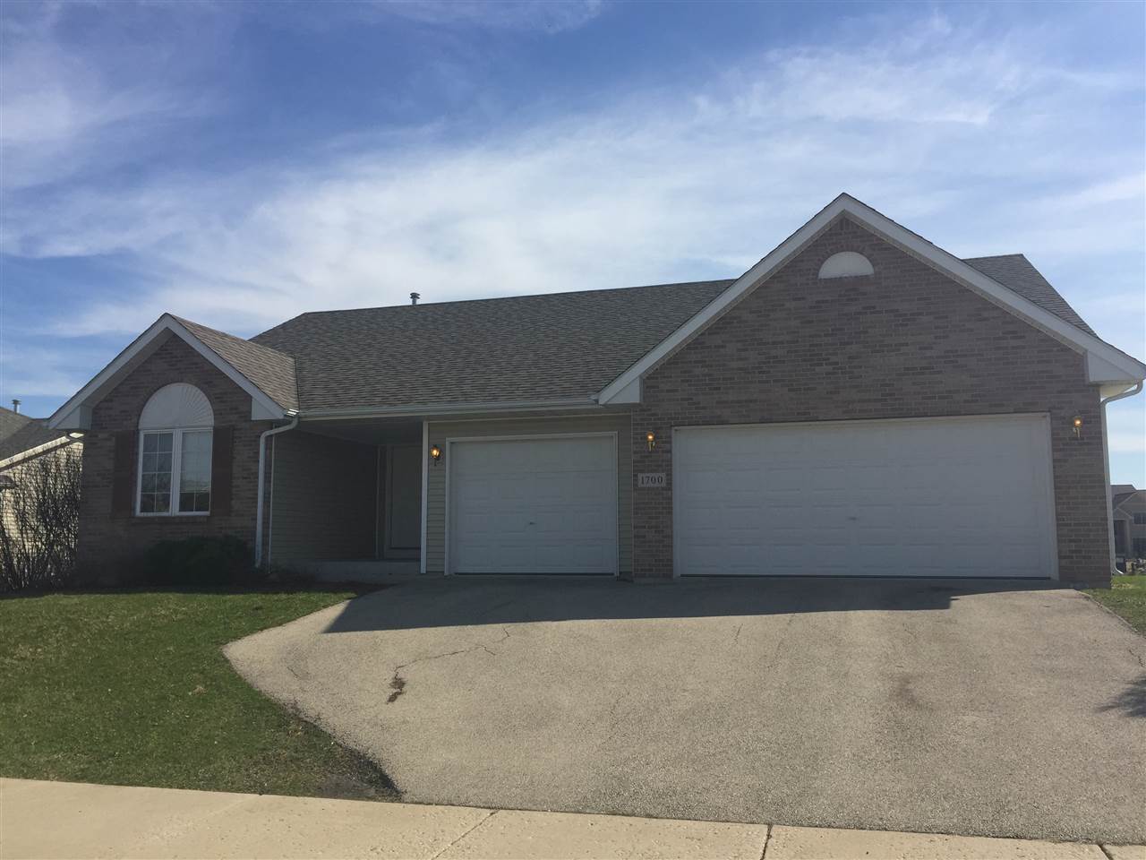 1700 Knights Lane Rochelle, IL 61068 - Photo 1 of 18 Gallery Image 1