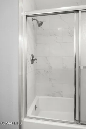 $2,900 | 5123 Longfellow Way, Oxnard, CA 93033