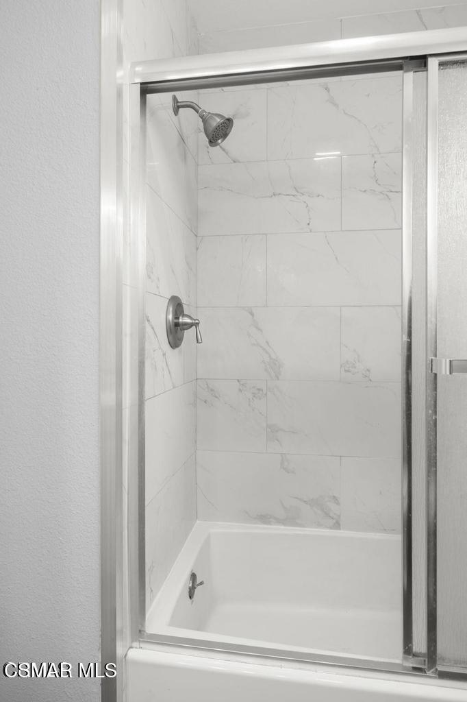 5123 Longfellow Way Oxnard, CA 93033 - Photo 17 of 21