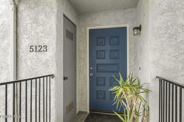 $2,900 | 5123 Longfellow Way, Oxnard, CA 93033