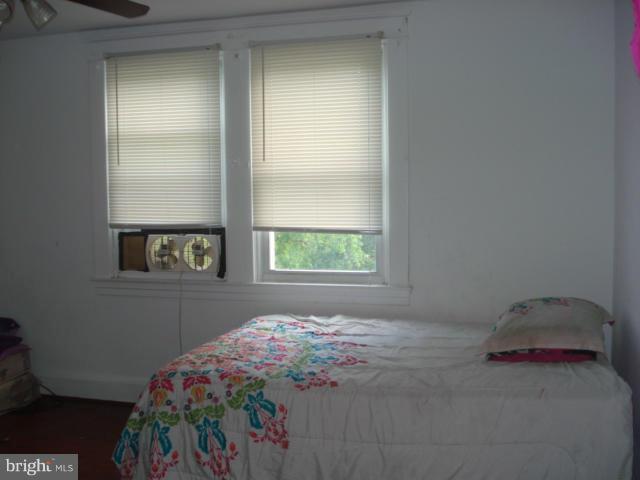 3814 Ridgecroft Road Baltimore, MD 21206 - Photo 10 of 14 Bedroom