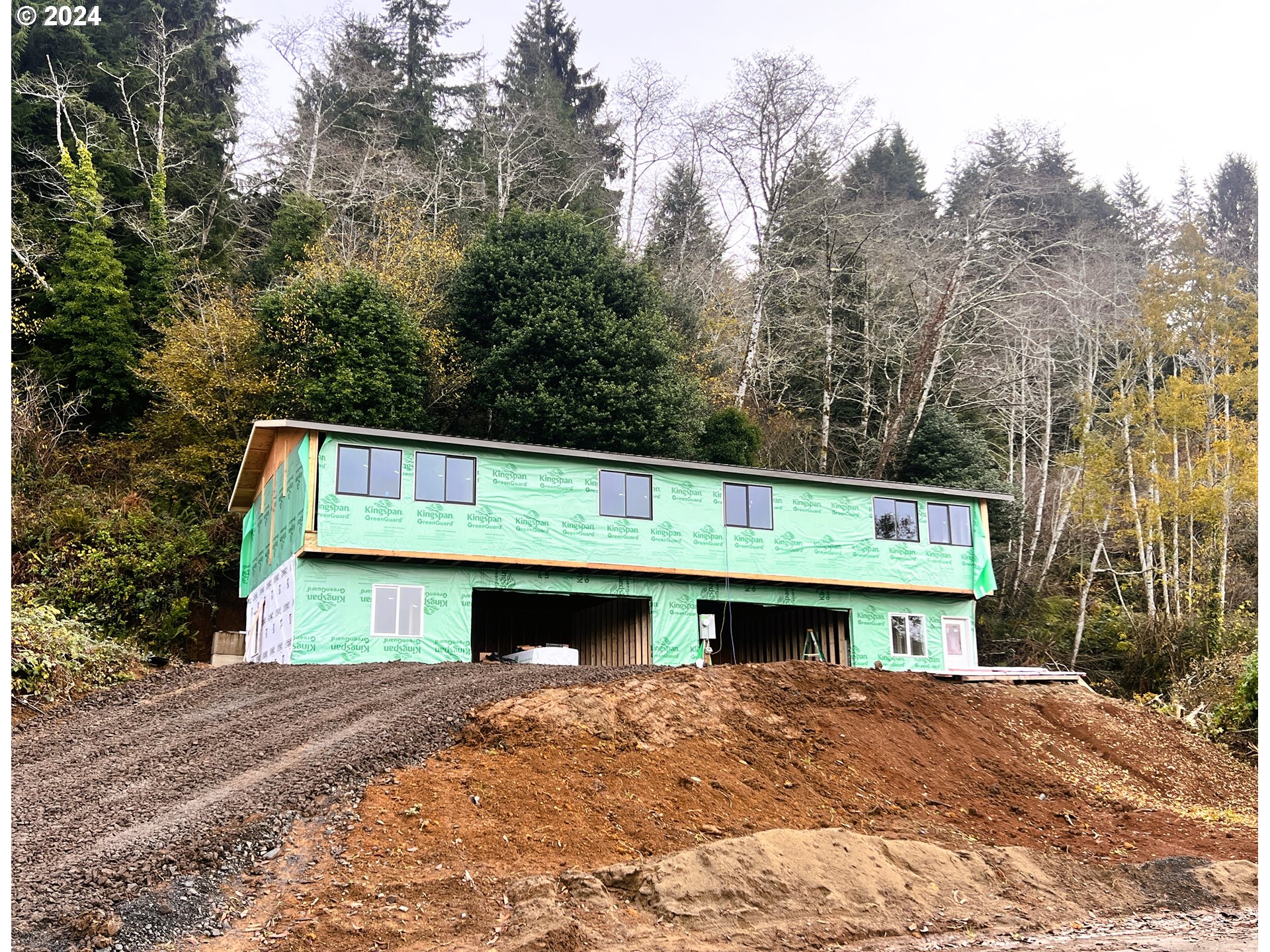 680-682 Elm Avenue Reedsport, OR 97467 - Photo 1 of 36 a view of a house with a balcony