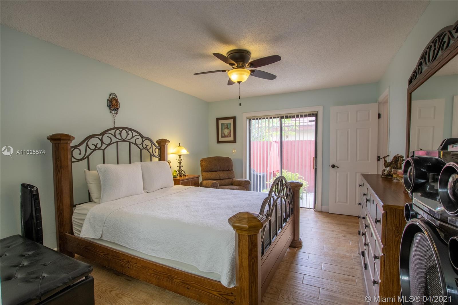 3411 Foxcroft Road Miramar, FL 33025 - Photo 14 of 32 Gallery Image 14
