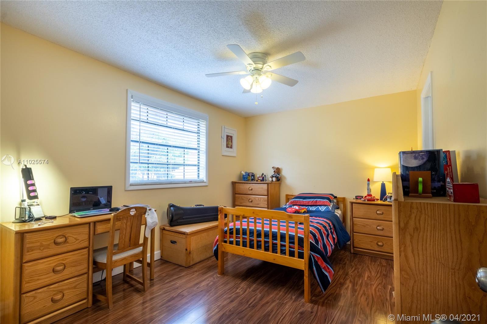 3411 Foxcroft Road Miramar, FL 33025 - Photo 29 of 32 Gallery Image 29