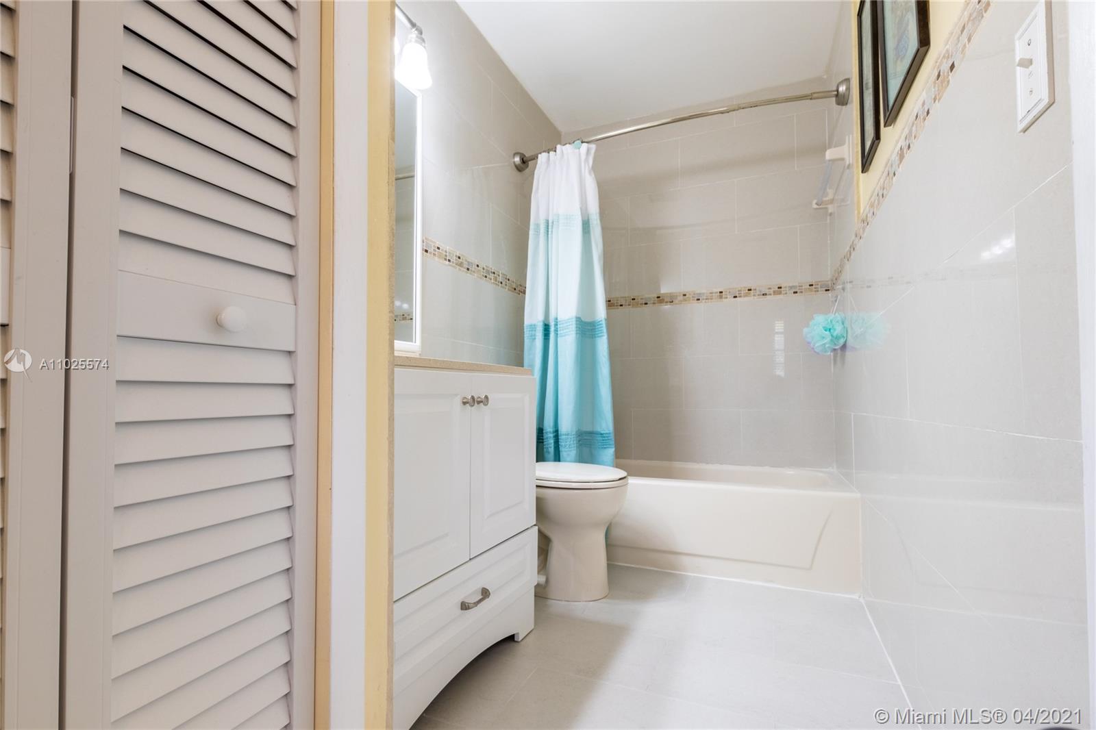 3411 Foxcroft Road Miramar, FL 33025 - Photo 30 of 32 Gallery Image 30