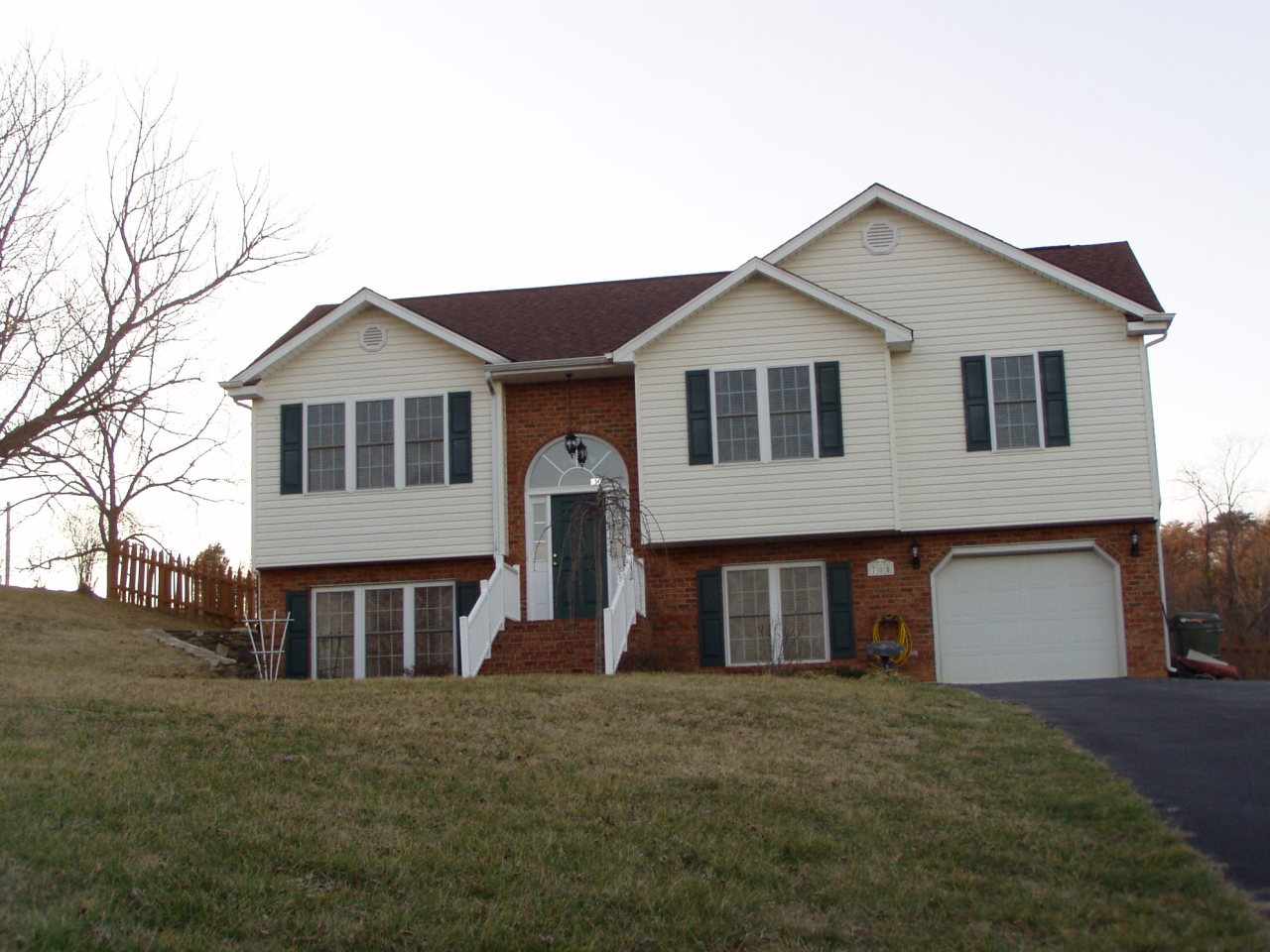 705 North Mill Road Salem, VA 24153 - Photo 1 of 35 Front