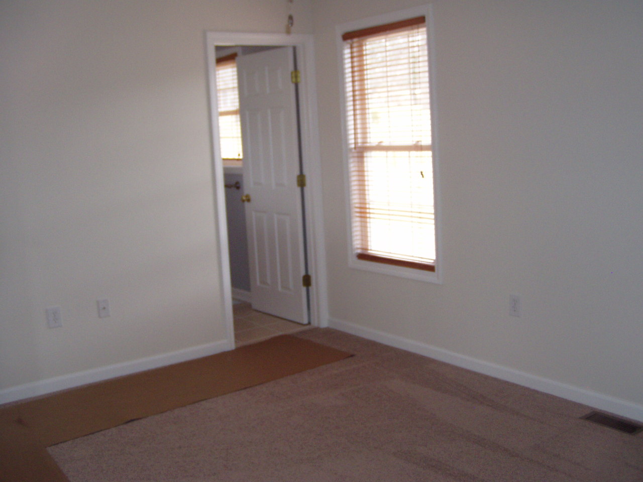 705 North Mill Road Salem, VA 24153 - Photo 13 of 35 Master Bedroom to Master Bath