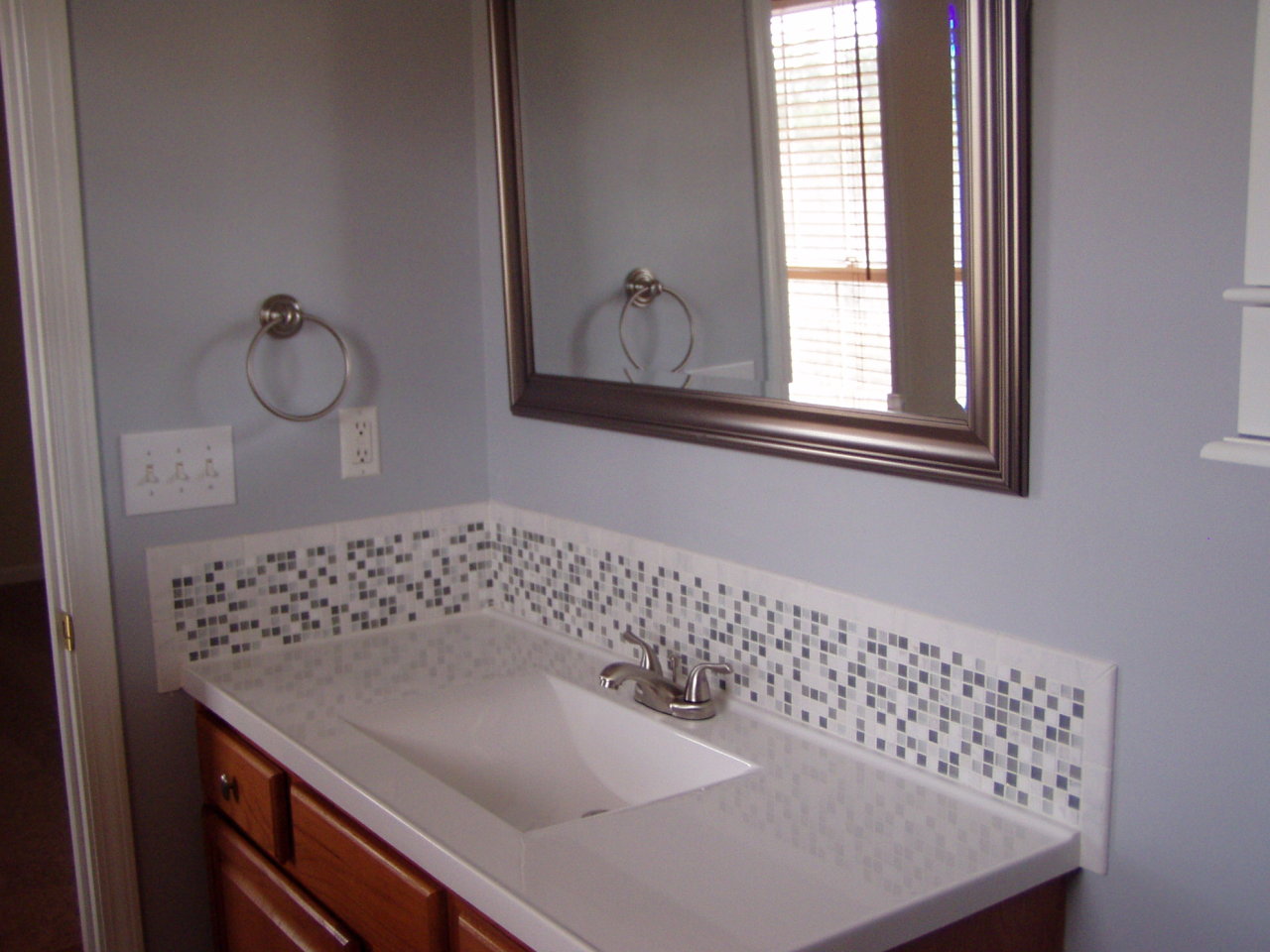 705 North Mill Road Salem, VA 24153 - Photo 16 of 35 Updated Master Bath w/ Tiled Backsplash