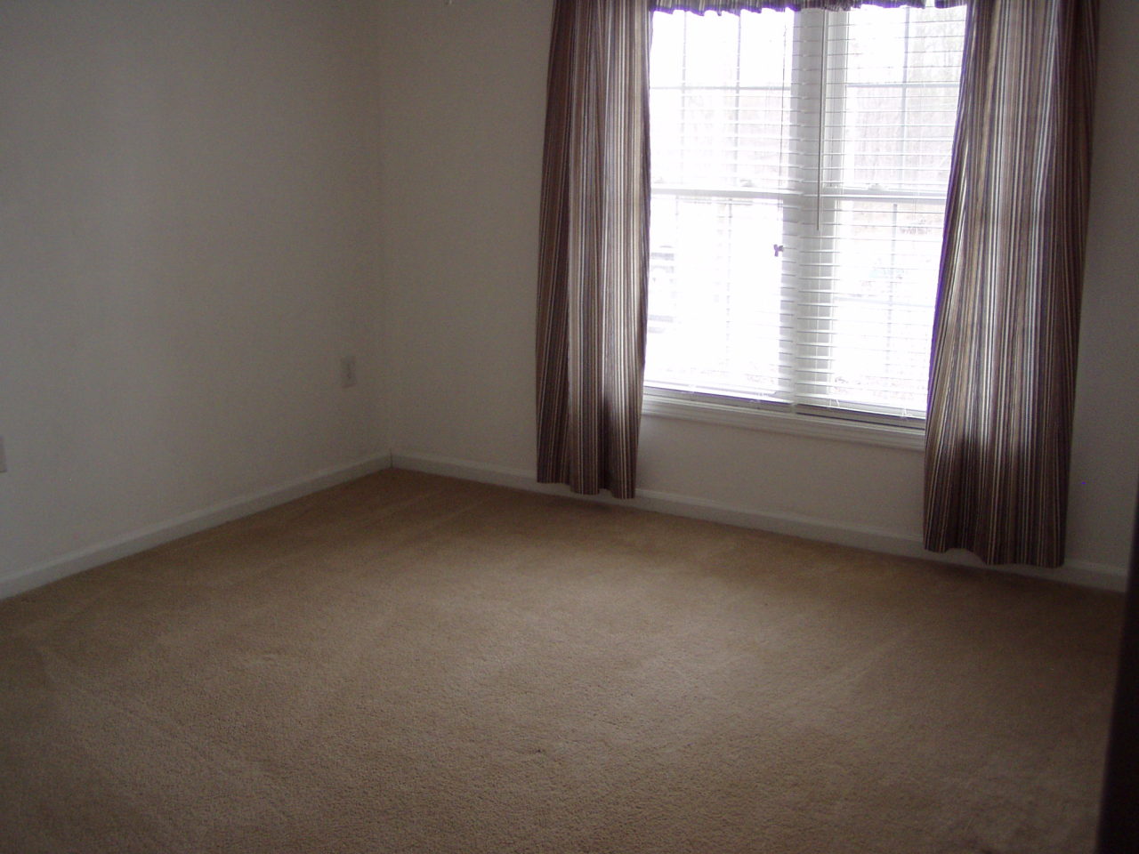 705 North Mill Road Salem, VA 24153 - Photo 30 of 35 Office or possible 4th bedroom