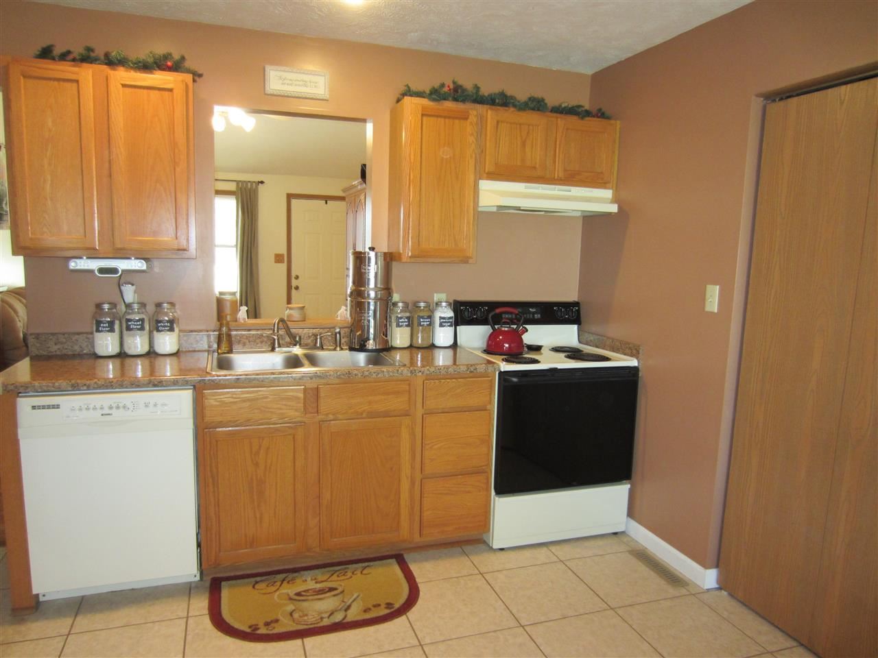 6044 Summit Pointe Way Newburgh, IN 47630 - Photo 10 of 21 Gallery Image 10