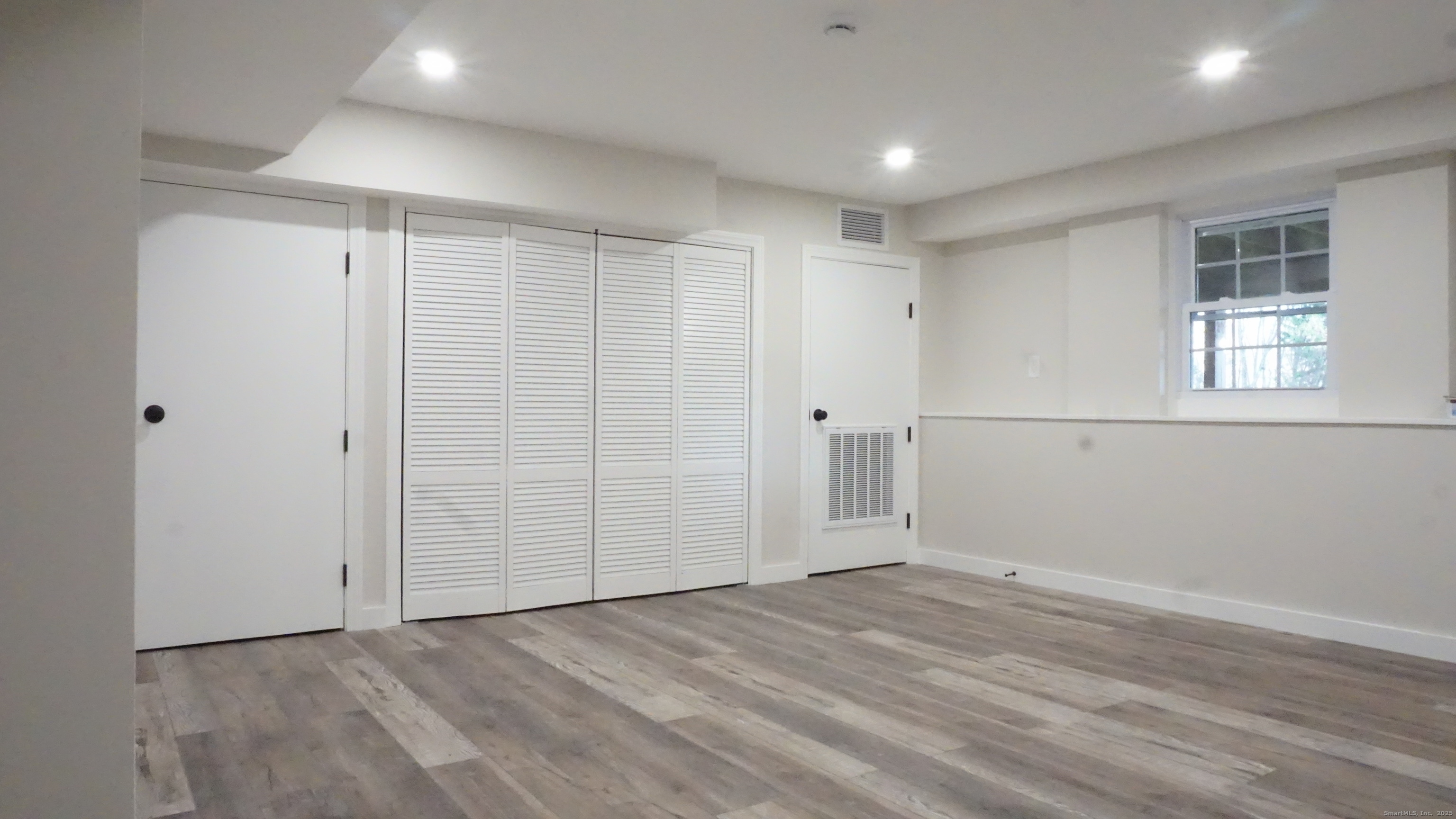 24 Overlook Drive, Unit 24 Monroe, CT 06468 - Photo 25 of 32 a view of an empty room