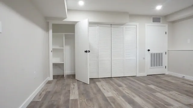 a view of a walk in closet