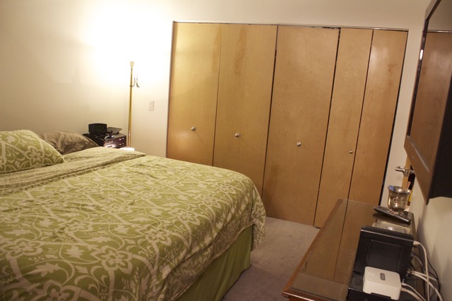 1201 West Adams Street, Unit 709 Chicago, IL 60607 - Photo 11 of 16 a bed sitting in a bedroom next to a window